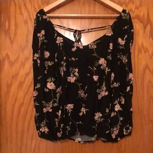 New American Eagle Floral Blouse